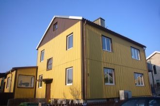 3:a i tvåfamiljshus centralt i södra Visby