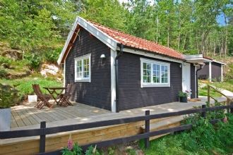 Lyxig compact living 200 meter från vacker sjö
