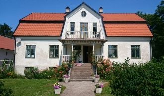 Kalkstenshus på landet, nära Visby