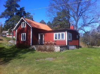 Hus på Gällnö i mellersta skärgården