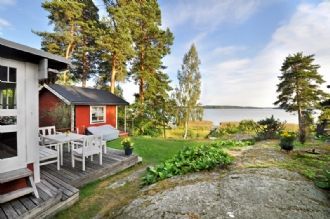 Sjöställe i Stockholm södra skärgård med magnifik