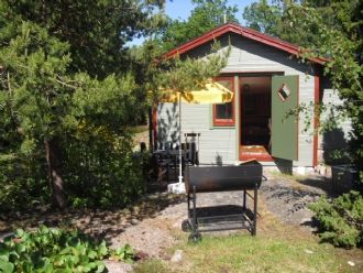 Stuga på Tjurkö i Karlskrona skärgård uthyres