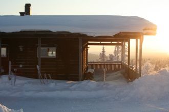 Modern Ski-in Fjällstuga i Storhogna
