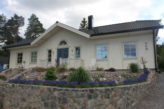 Mysigt hus vid Skurusundet