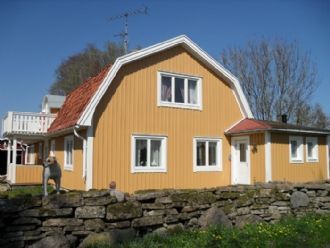 Stort charmigt hus nära havet