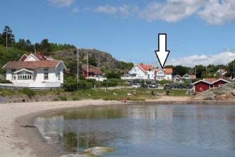 Idylliskt skärgårdsboende nära strand