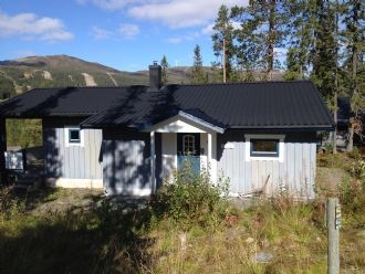 Fjällstuga i skidparadis för barnfamilj
