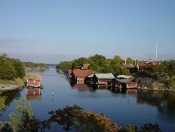 Bo på ö i Misterhults skärgård