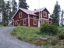 Totalrenoverat hus på hästgård