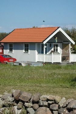 Nybyggd stuga nära havet mellan Löttorp o Böda