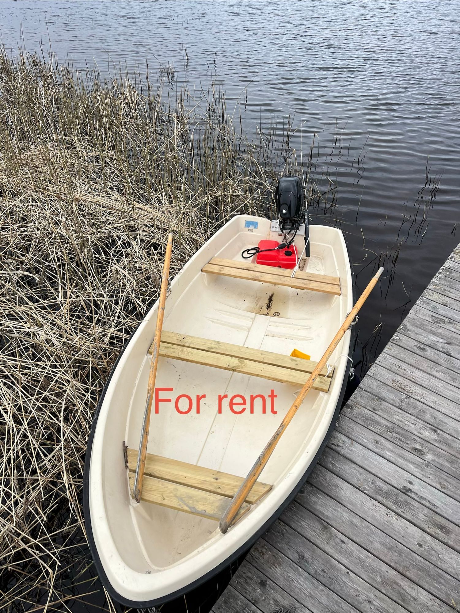 Stuga vid vattnet med egen bastu – bild 17 av 17