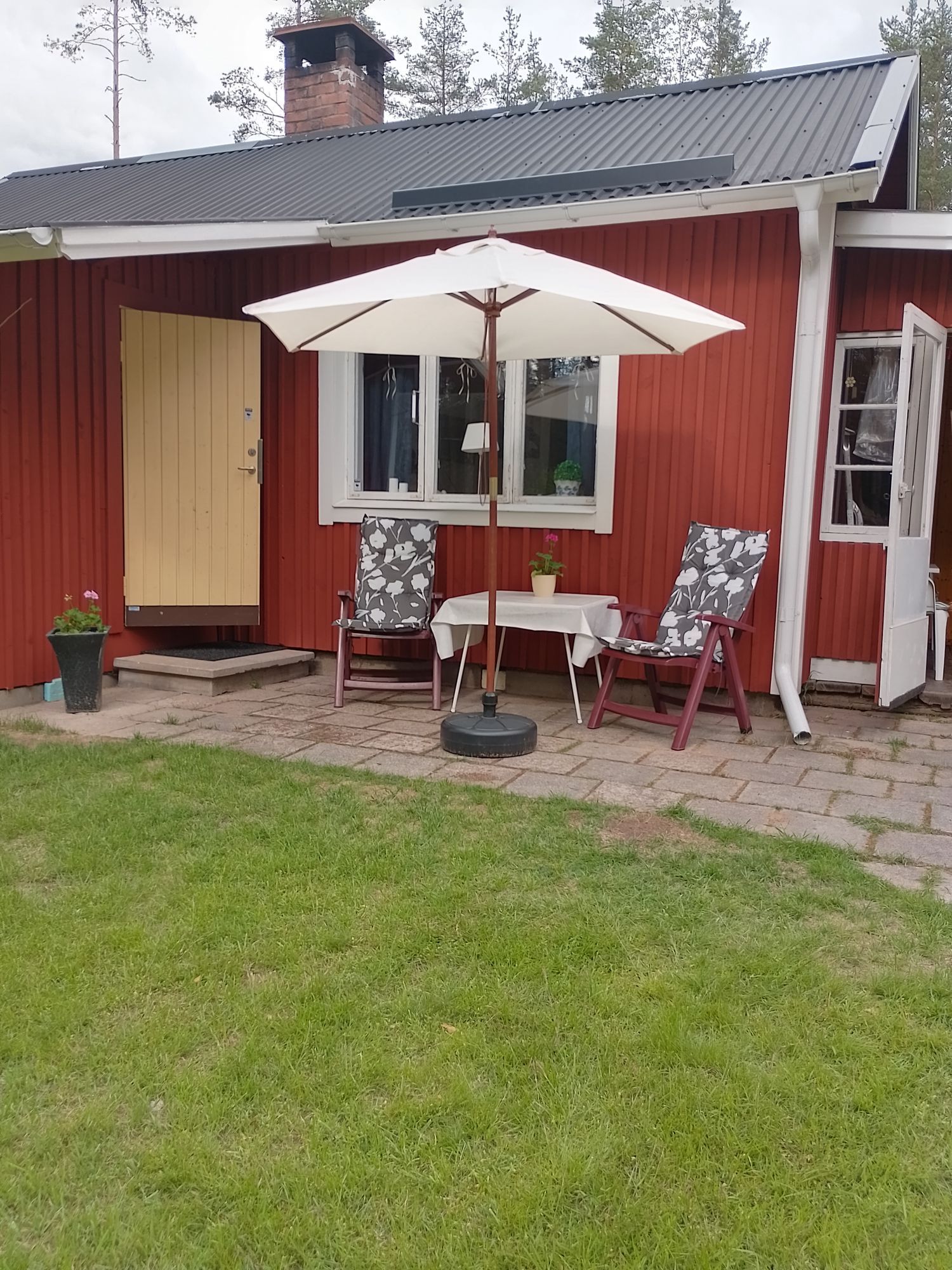 Allergivänlig stuga i skogen med nära till allt – bild 14 av 21