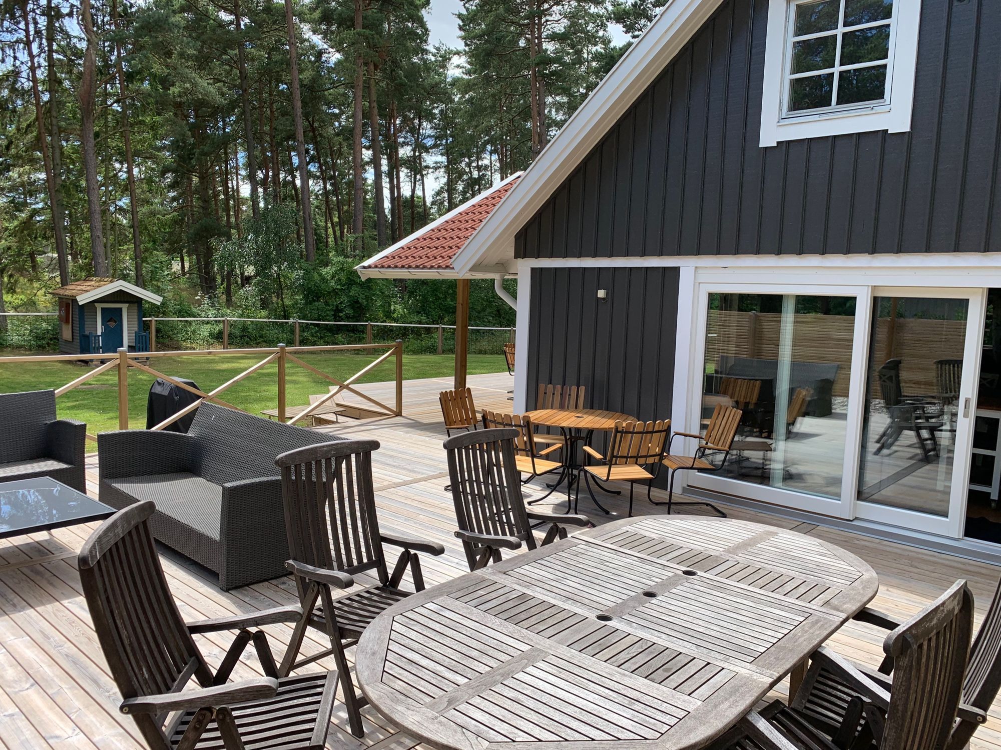 Stuga vid havet för många – bild 6 av 22