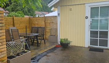 Tennis, uteliv och bad i BÅSTAD