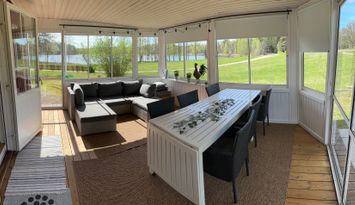 Mysig stuga med magiskt läge!