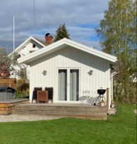 Stuga uthyres i Sjötorp vid Göta Kanal