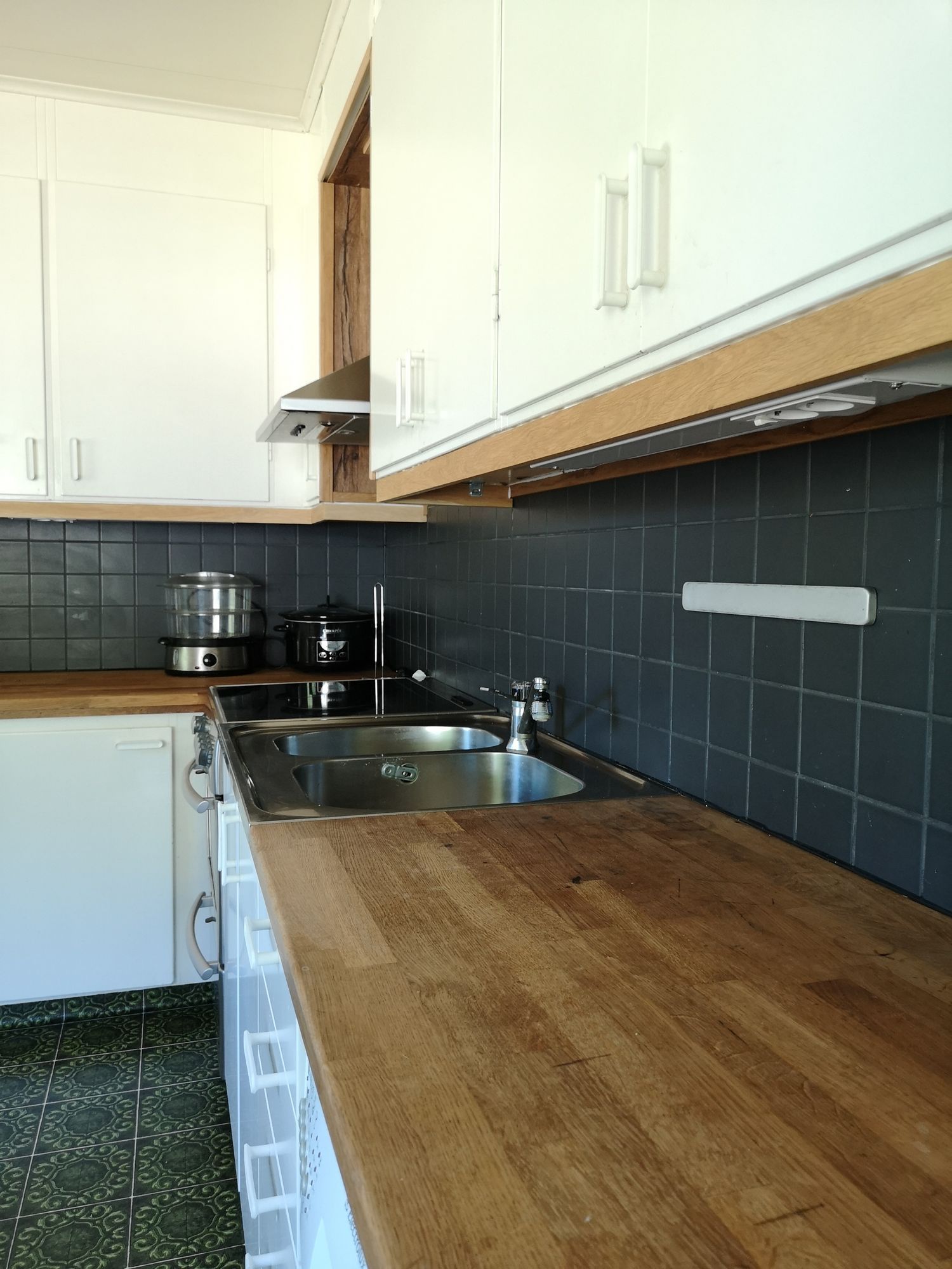 Trevligt hus med naturnära läge mellan älv och ber – bild 8 av 24