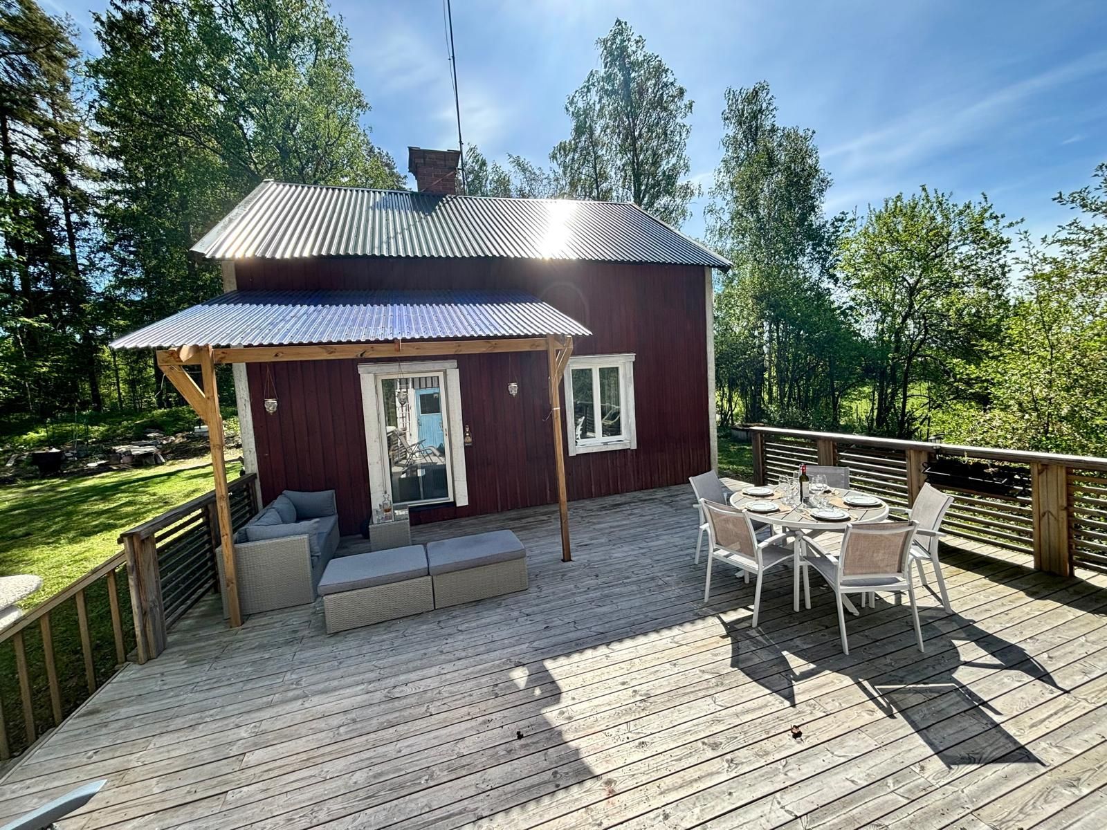 Välkommen till vår mysiga stuga