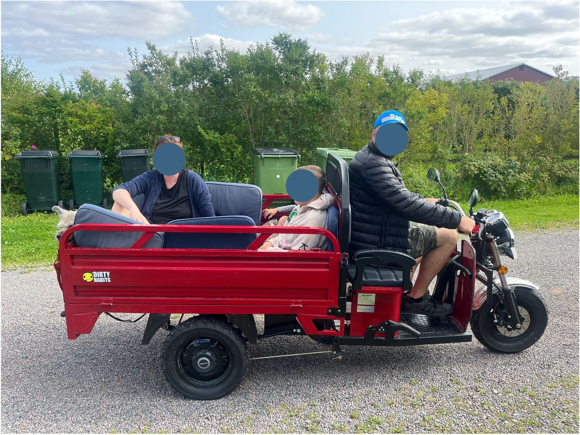 SOLHAGEN - Kullahalvön lantligt nära hav och natur – bild 15 av 24