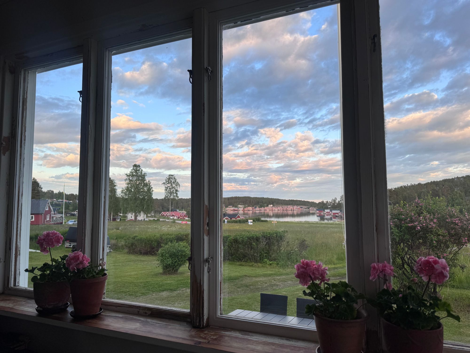 Hundvänligt familjeparadis i Norrfällsviken – bild 8 av 24