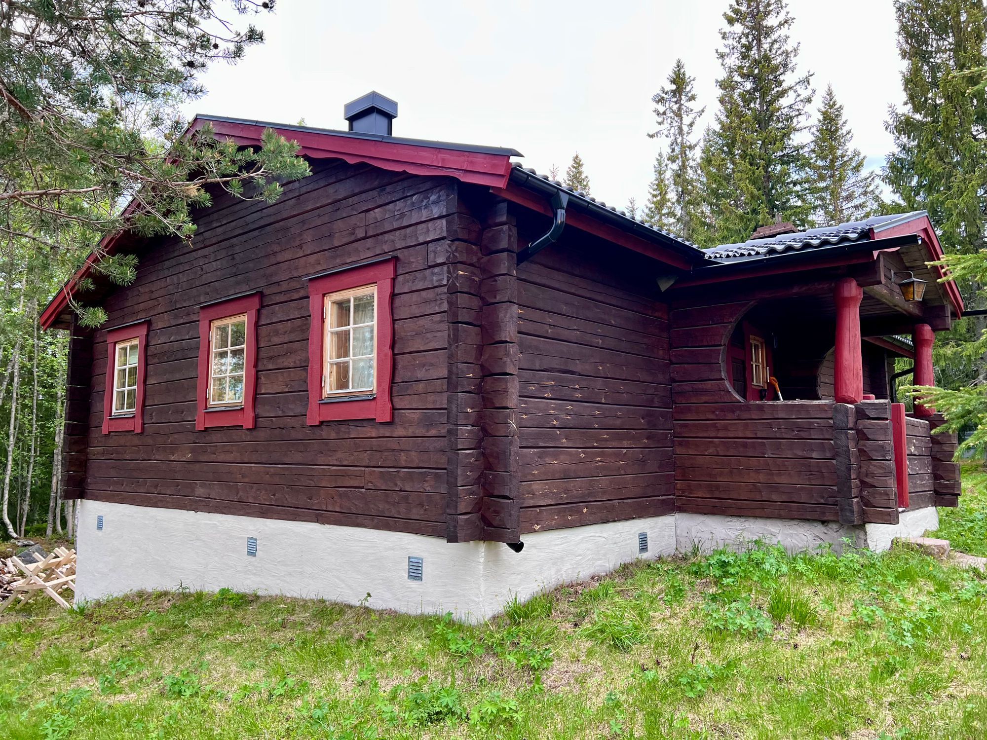 Timrad sälenstuga – bild 3 av 24