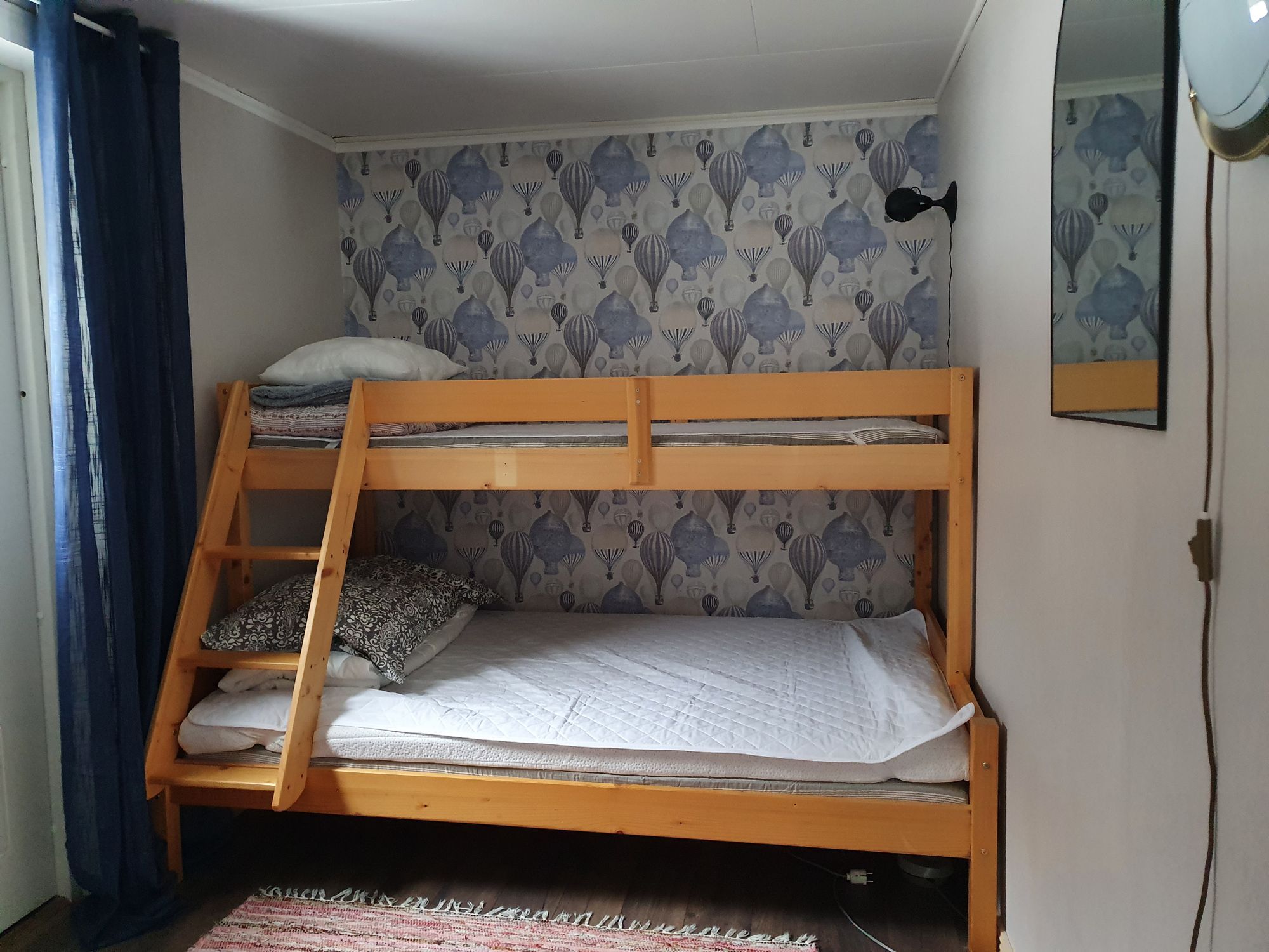 Stuga med sjöutsikt, bad, vandringsleder & fiske i – bild 10 av 16