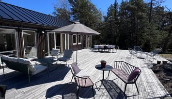 Toppmodern pärla på härliga Runmarö