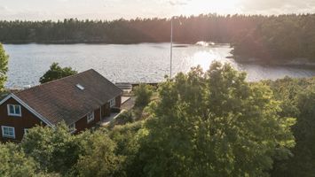 Egen lägenhet i hus ute i den svenska skärgården!