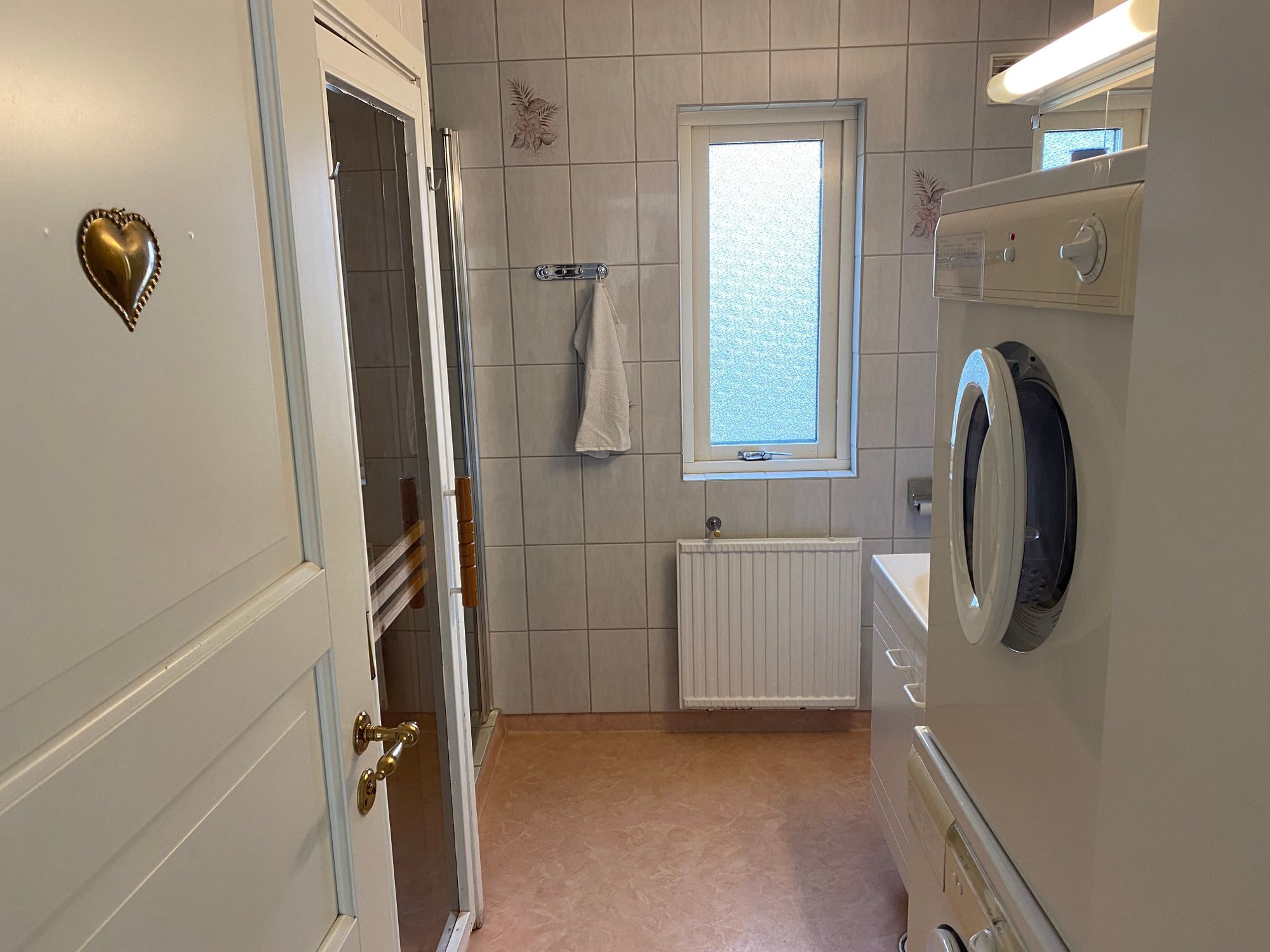 Stuga med stor strandnära tomt utanför Ystad – bild 11 av 17