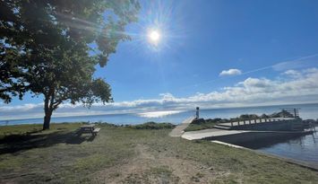 Stuga med panoramautsikt över Kalmarsund