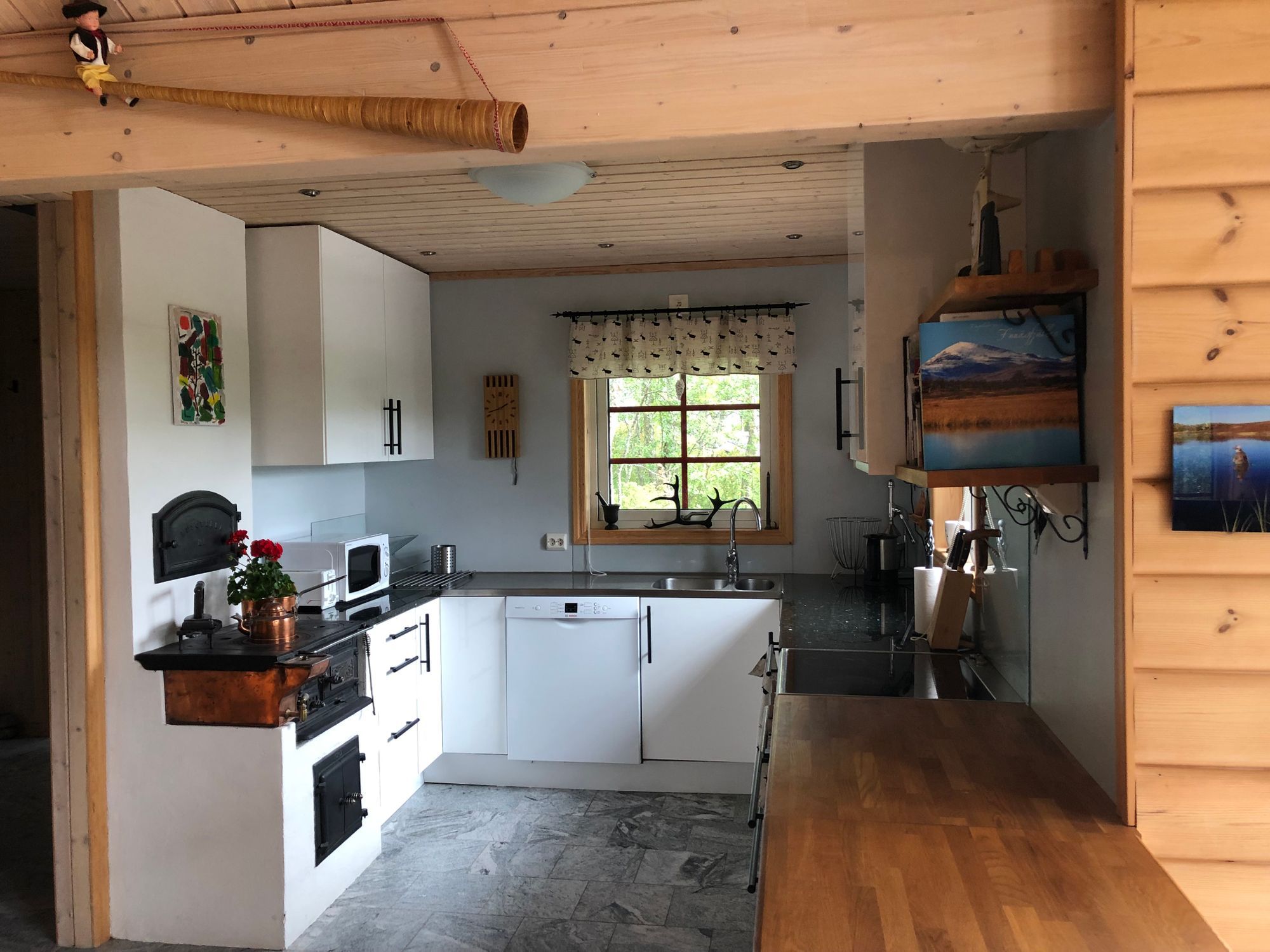 Sol & fjällutsikt i Bruksvallarna – bild 3 av 24
