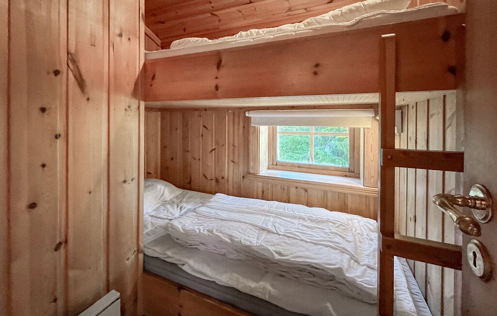 Mysig liten timrad stuga vid Östra Tandådalen – bild 4 av 6