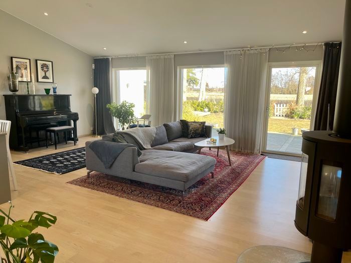 Lyxig strandnära villa i Båstad – bild 9 av 13