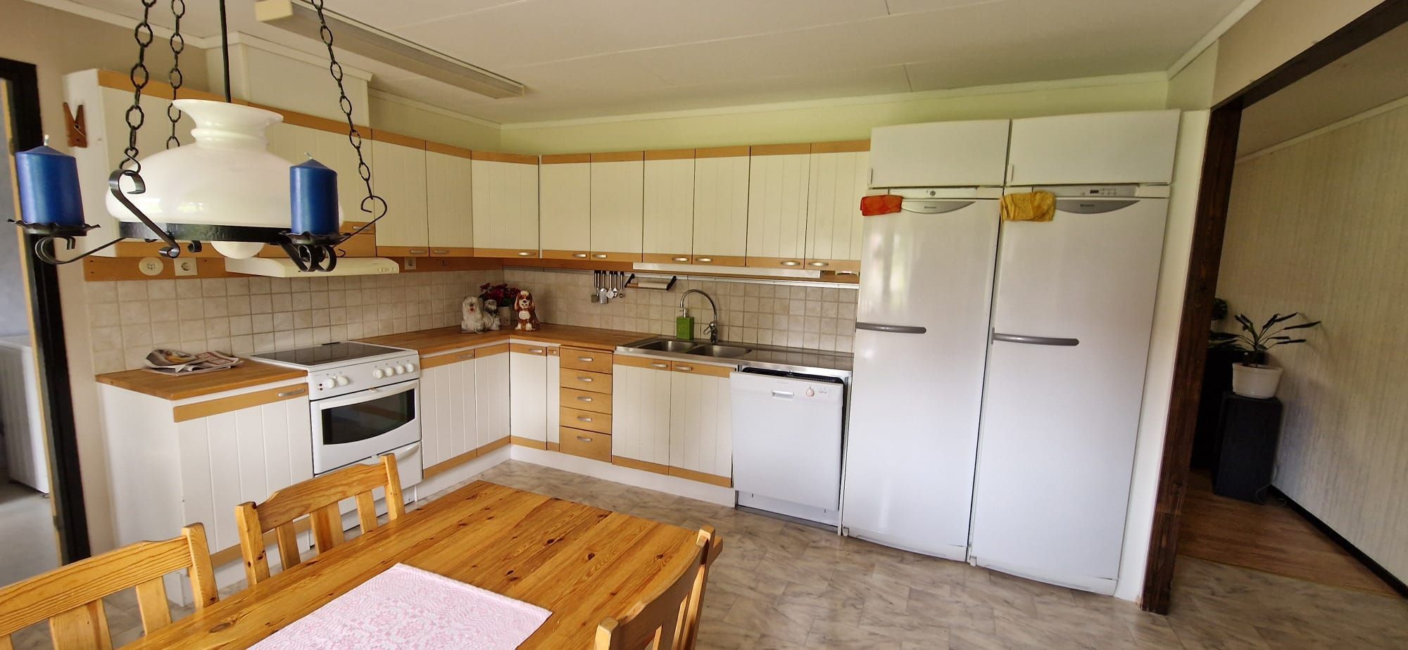 Rymlig villa i den idylliska fiskebyn Norrfors – bild 12 av 24