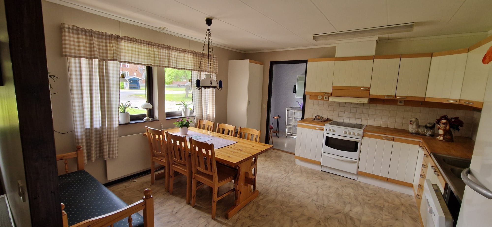 Rymlig villa i den idylliska fiskebyn Norrfors – bild 4 av 24