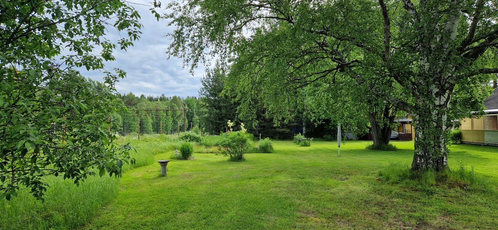 Rymlig villa i den idylliska fiskebyn Norrfors – bild 17 av 24