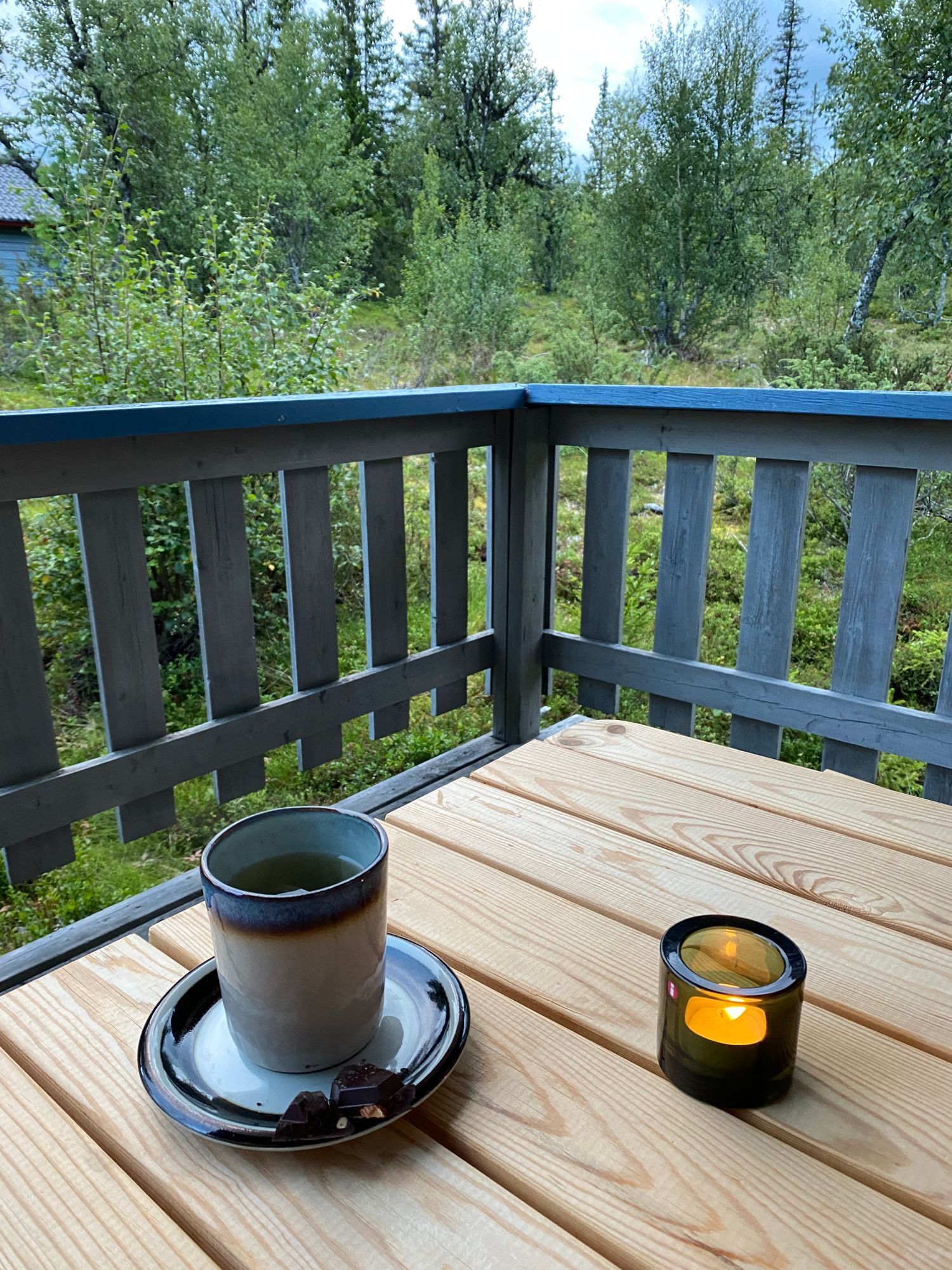 Fjällstuga vid längdspår med bastu och öppen spis – bild 10 av 11