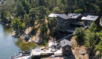 Unikt strandhus i solnedgång!