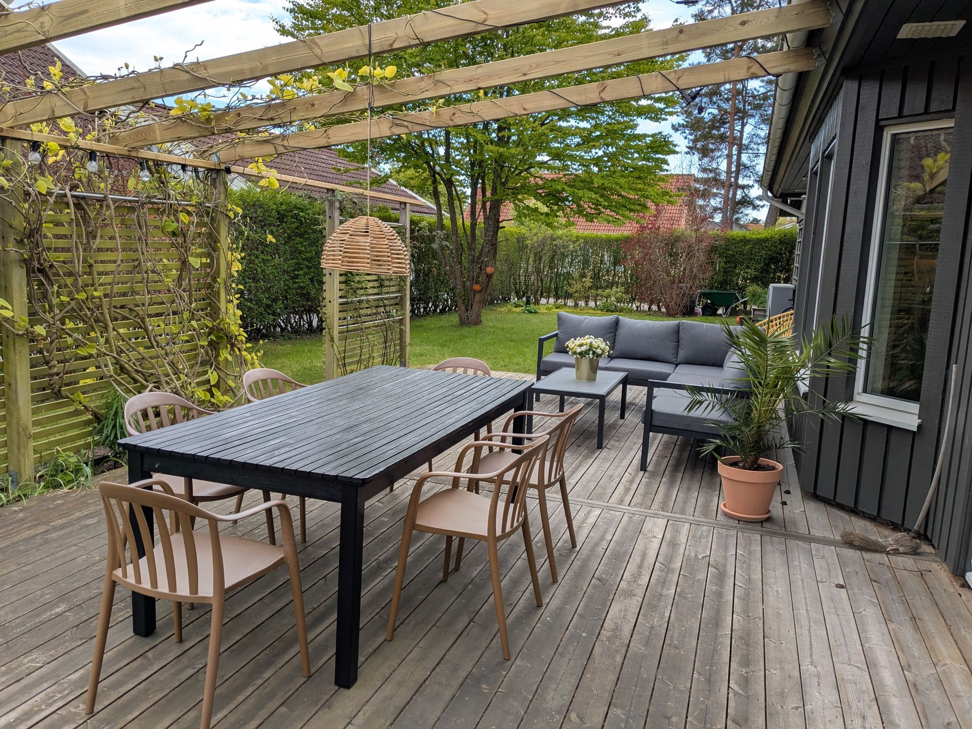 Hus nära skog och hav – bild 2 av 20