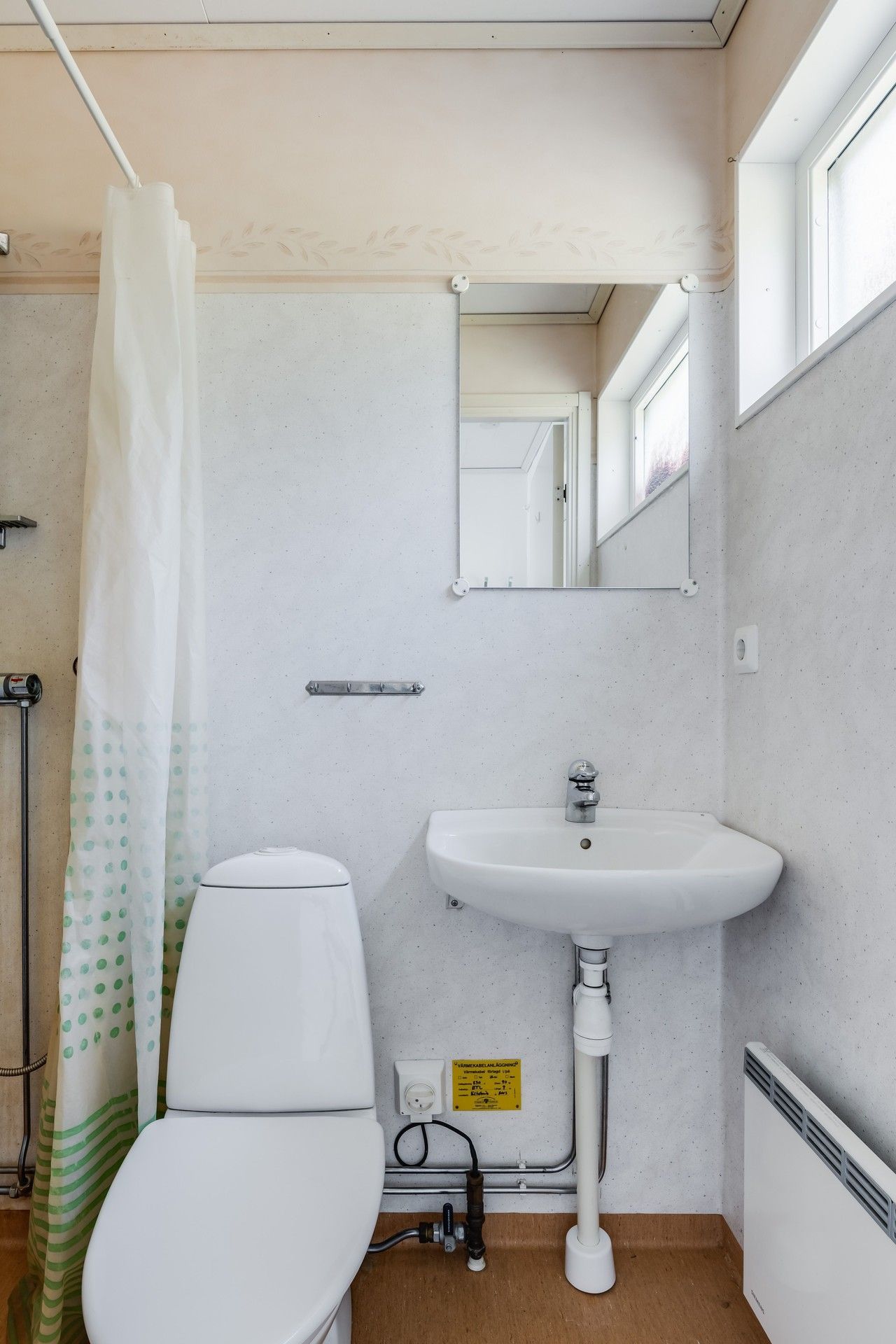 Semesterhus med härlig sjöutsikt | SE06015 – bild 11 av 16