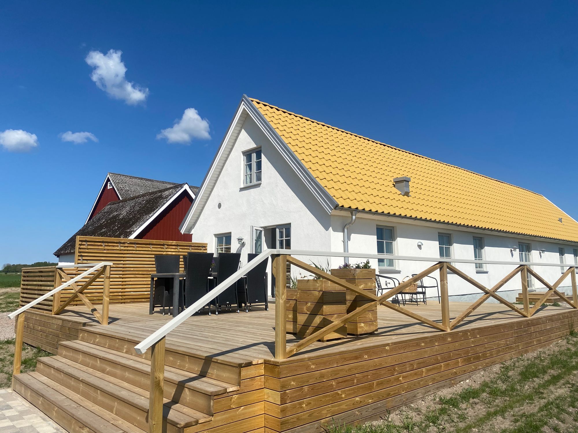 Nyrenoverat hus på den skånska landsbygden. – bild 2 av 24