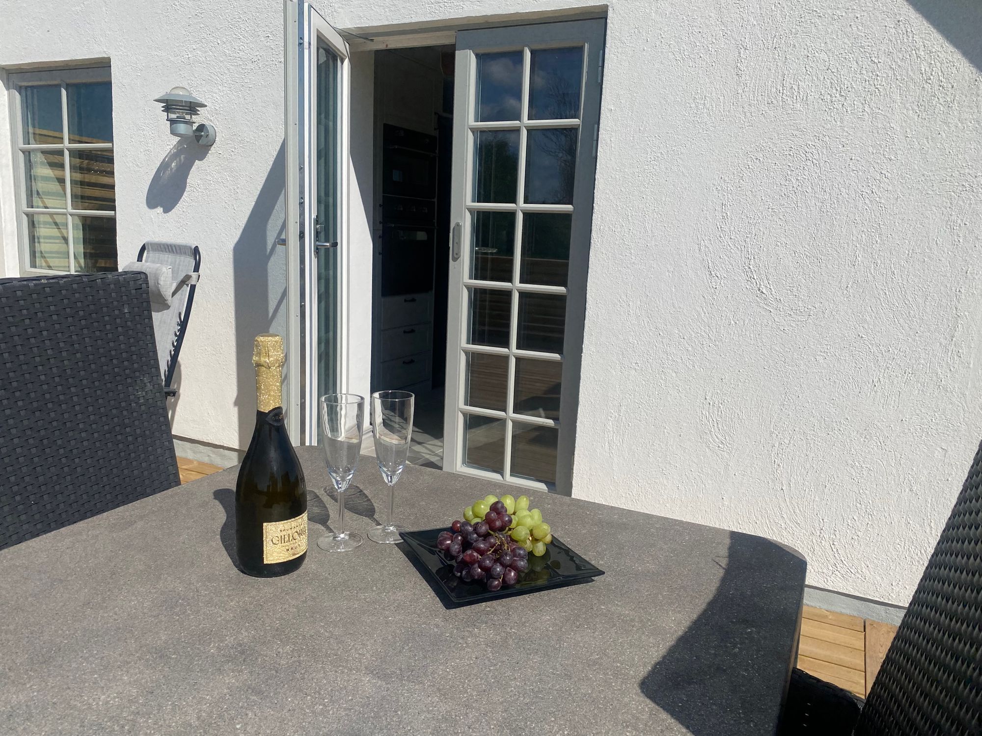 Nyrenoverat hus på den skånska landsbygden. – bild 8 av 24