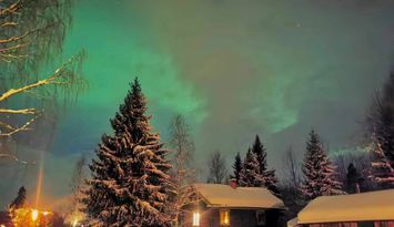 Unikt 1800-tals timmerhus med vedeldad bastu