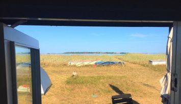 Unikt läge! Stuga på stranden