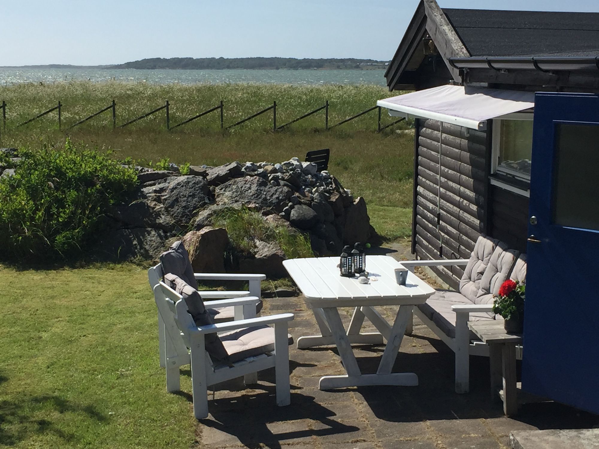 Unikt läge! Stuga på stranden – bild 3 av 24