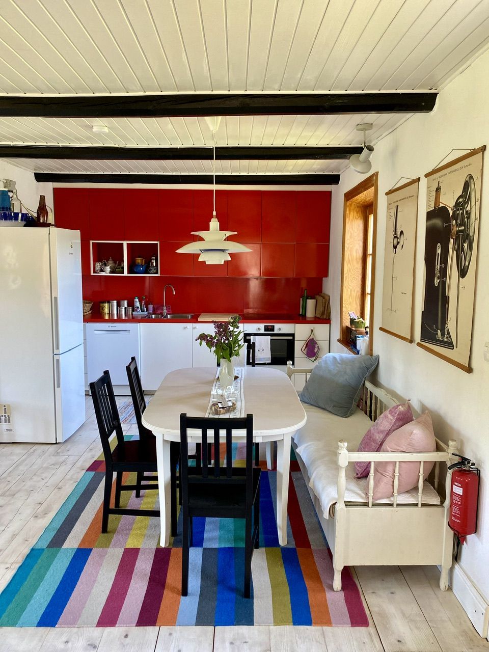 Gård nära Ale Stenar och havet – bild 8 av 19