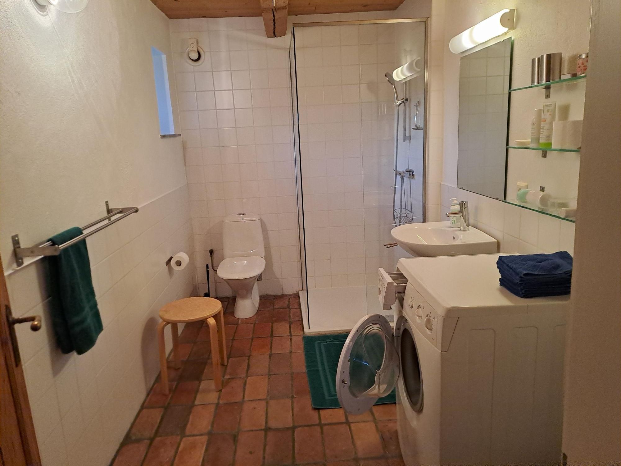 Brantevik på Österlen bostad med egen trädgård – bild 8 av 11