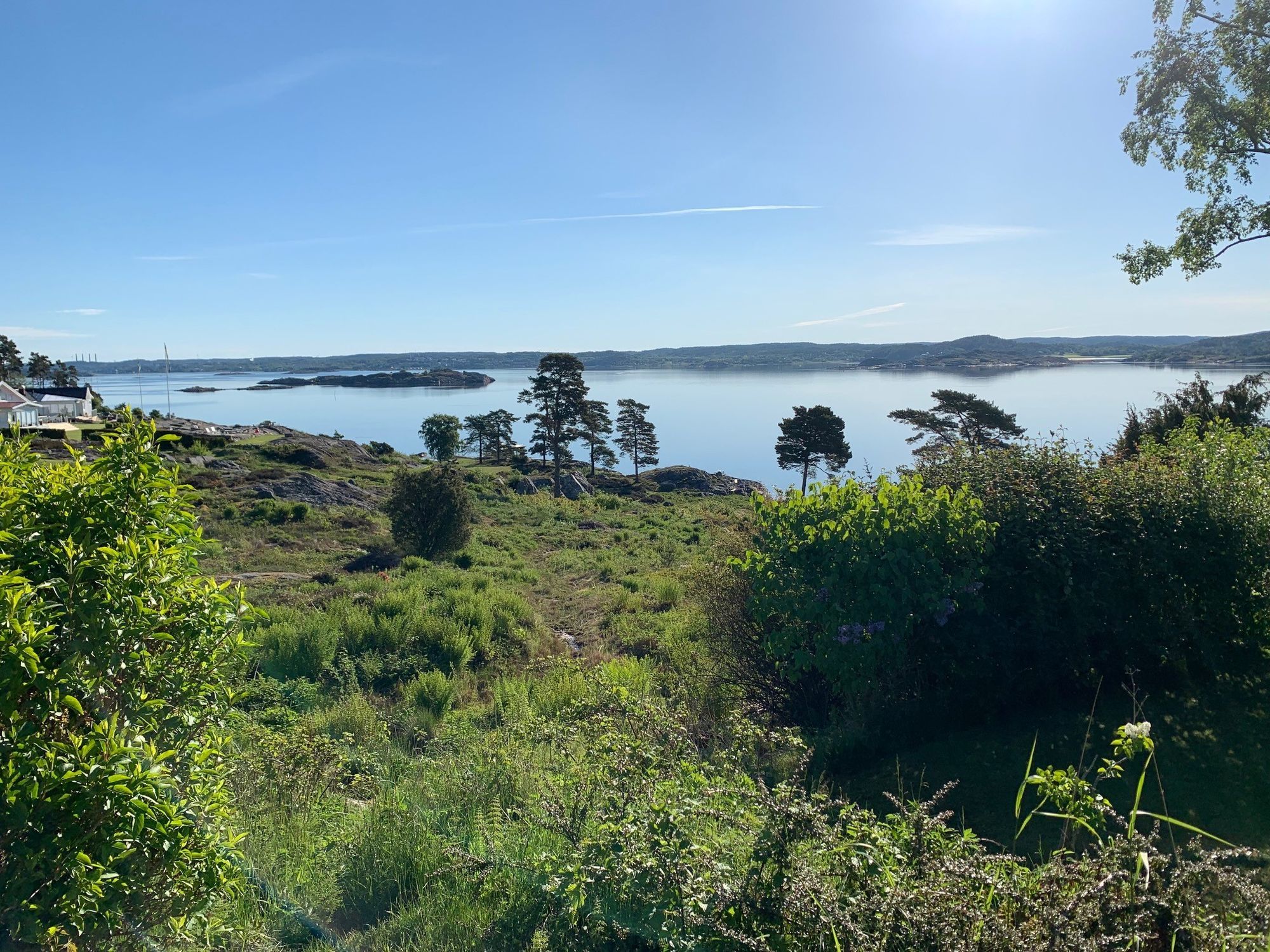 Härligt sommarhus på Tjörn med havsutsikt. – bild 9 av 24