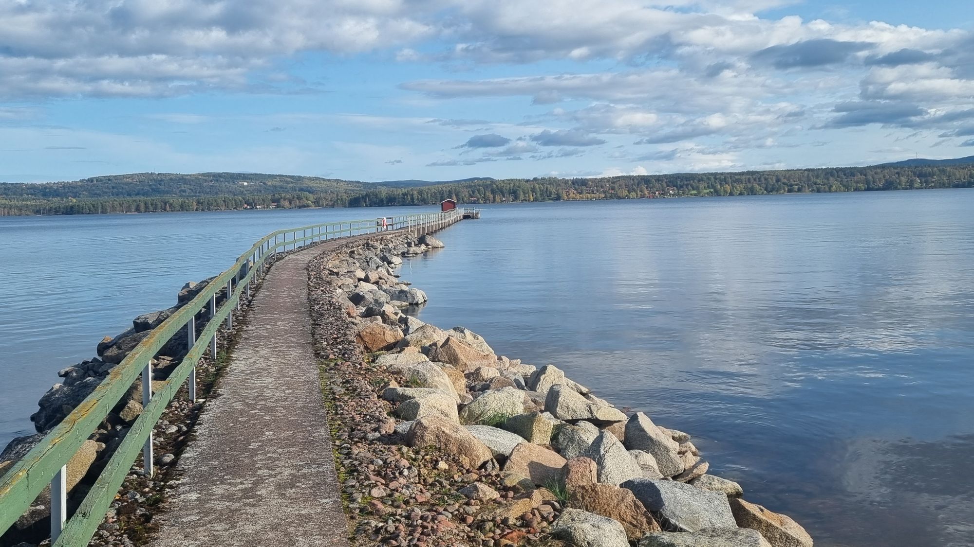 Idylliskt boende i Hjulbäck – bild 22 av 24