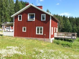Stuga med många sängar